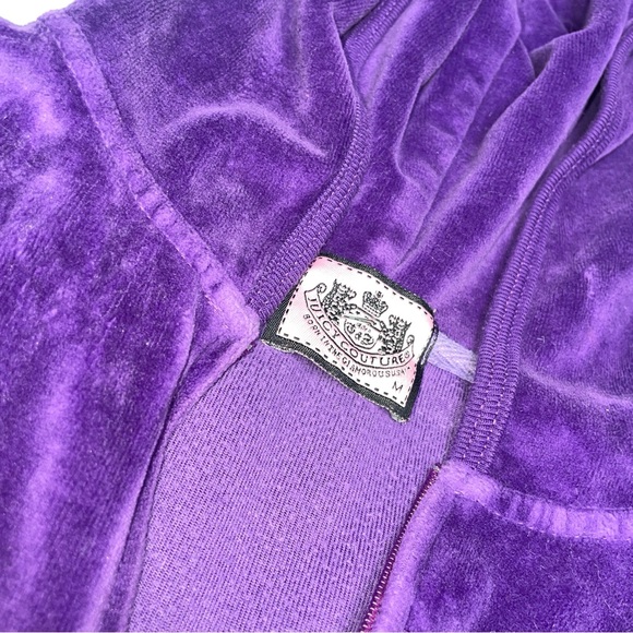 Juicy Couture purple velour tracksuit with baby pink detailing - Picture 5 of 5